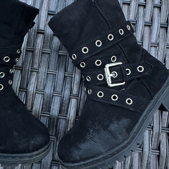 STUART WEITZMAN Toddler Luge Eyelet Black Moto Boots - Picture 16 of 16